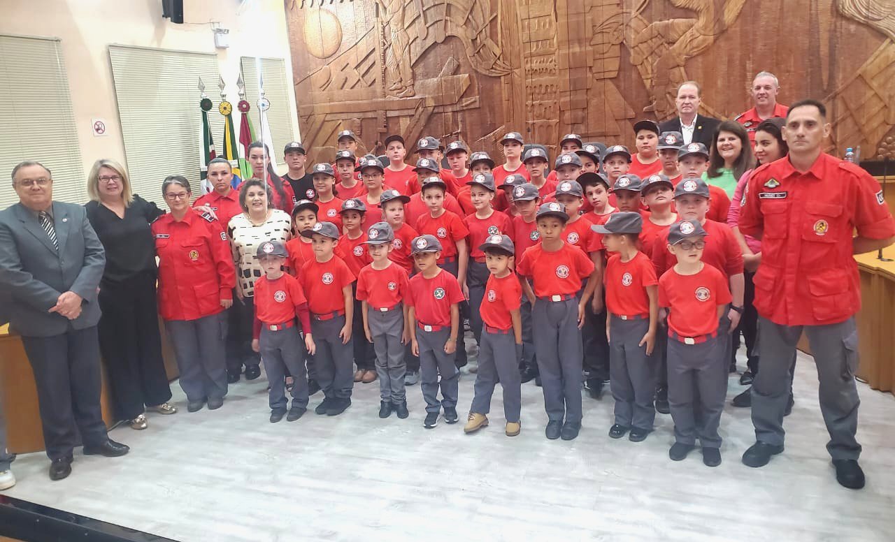 Formatura de Bombeiros Voluntários Mirins de São Bento do Sul