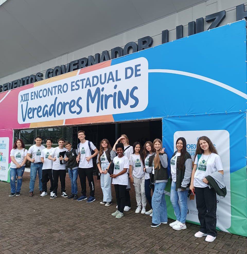 Vereadores mirins participam do XIII Encontro Estadual em Florianópolis